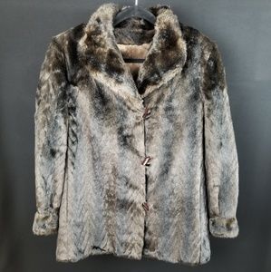NWOT Vintage Dubrowsky & Perlbinder Faux Fur Coat